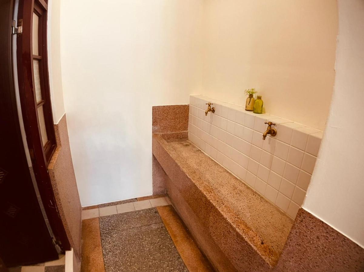 Green Only Homestay Tainan Exterior photo